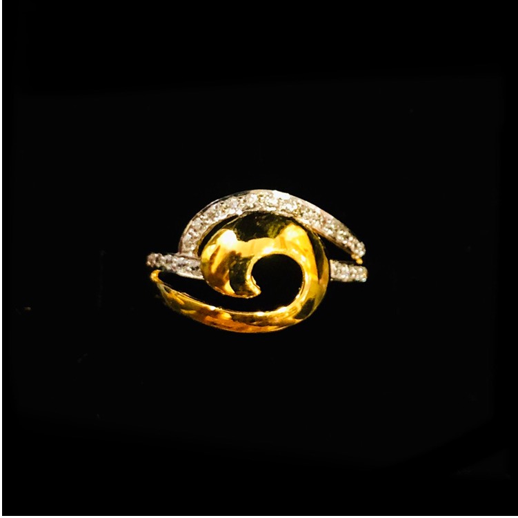 916 Gold CZ Diamond Fancy Ladies Ring