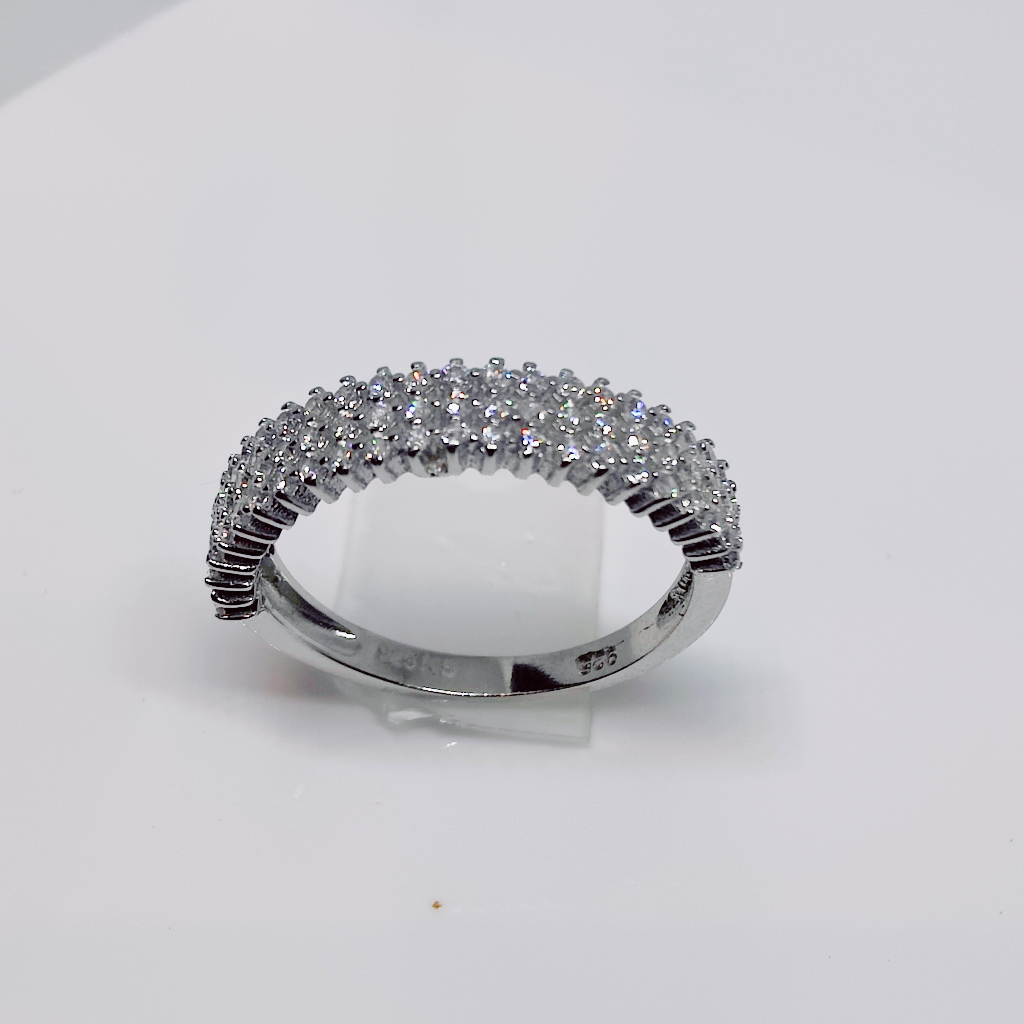 92.5 silver exclusive diamond ladies ring
