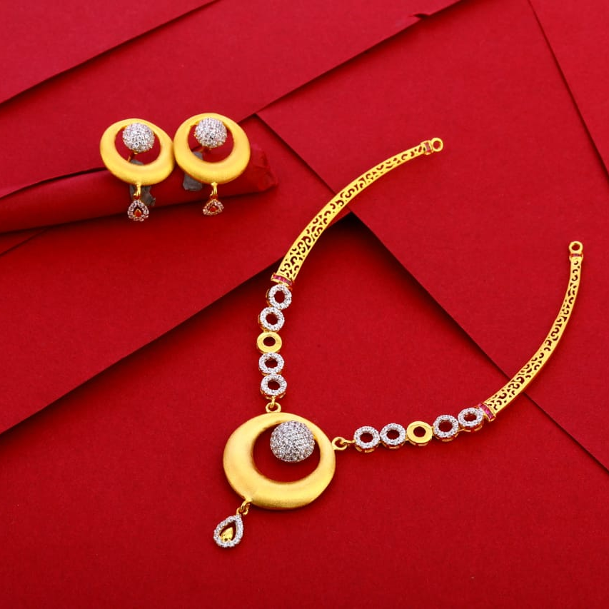 916 Gold Hallmark Classic Ladies Necklace Set LN274