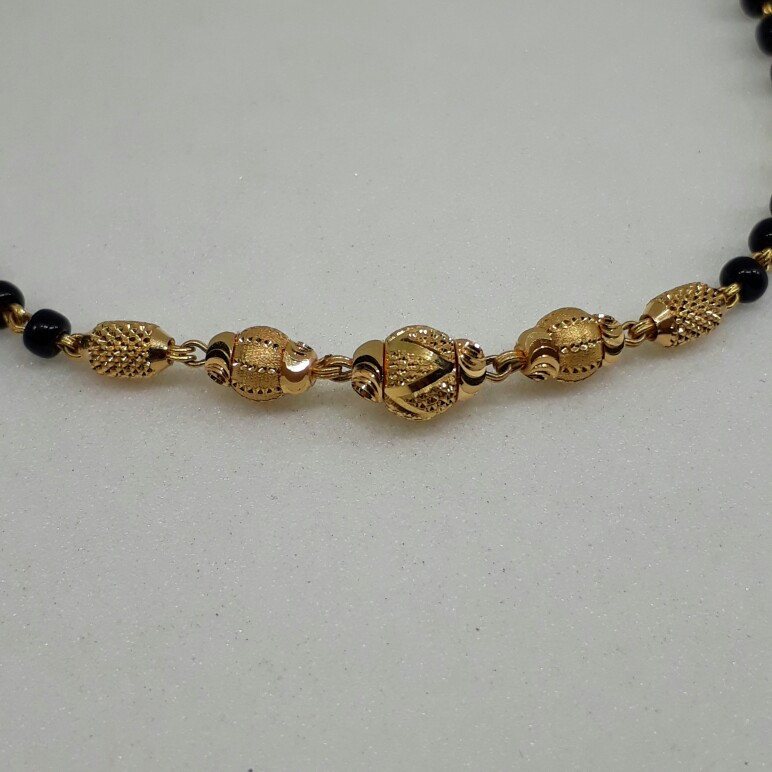 22ct gold ladies brecelet with black beads lk/1900/176