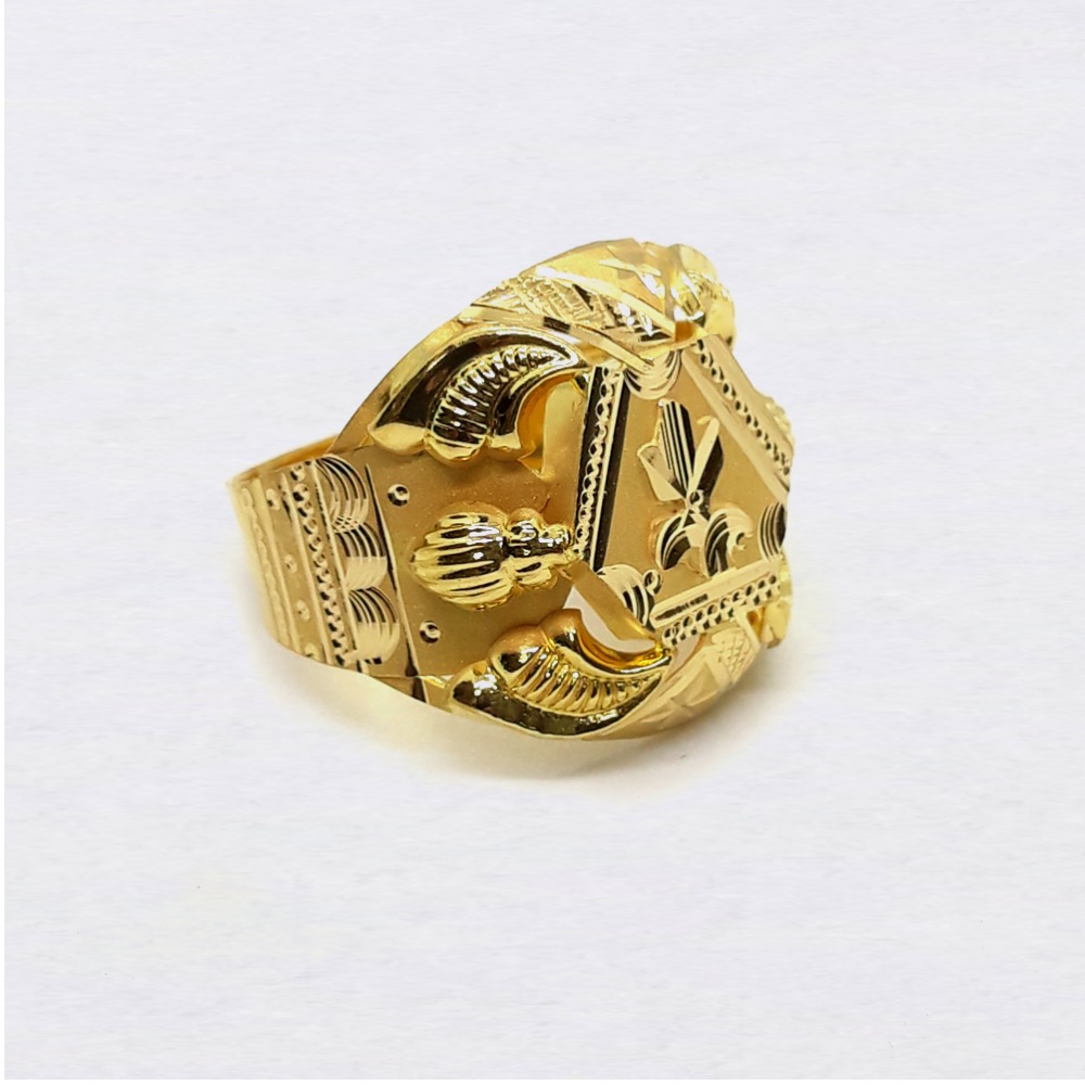 Lightweight Nazrana Gold Ring For Men