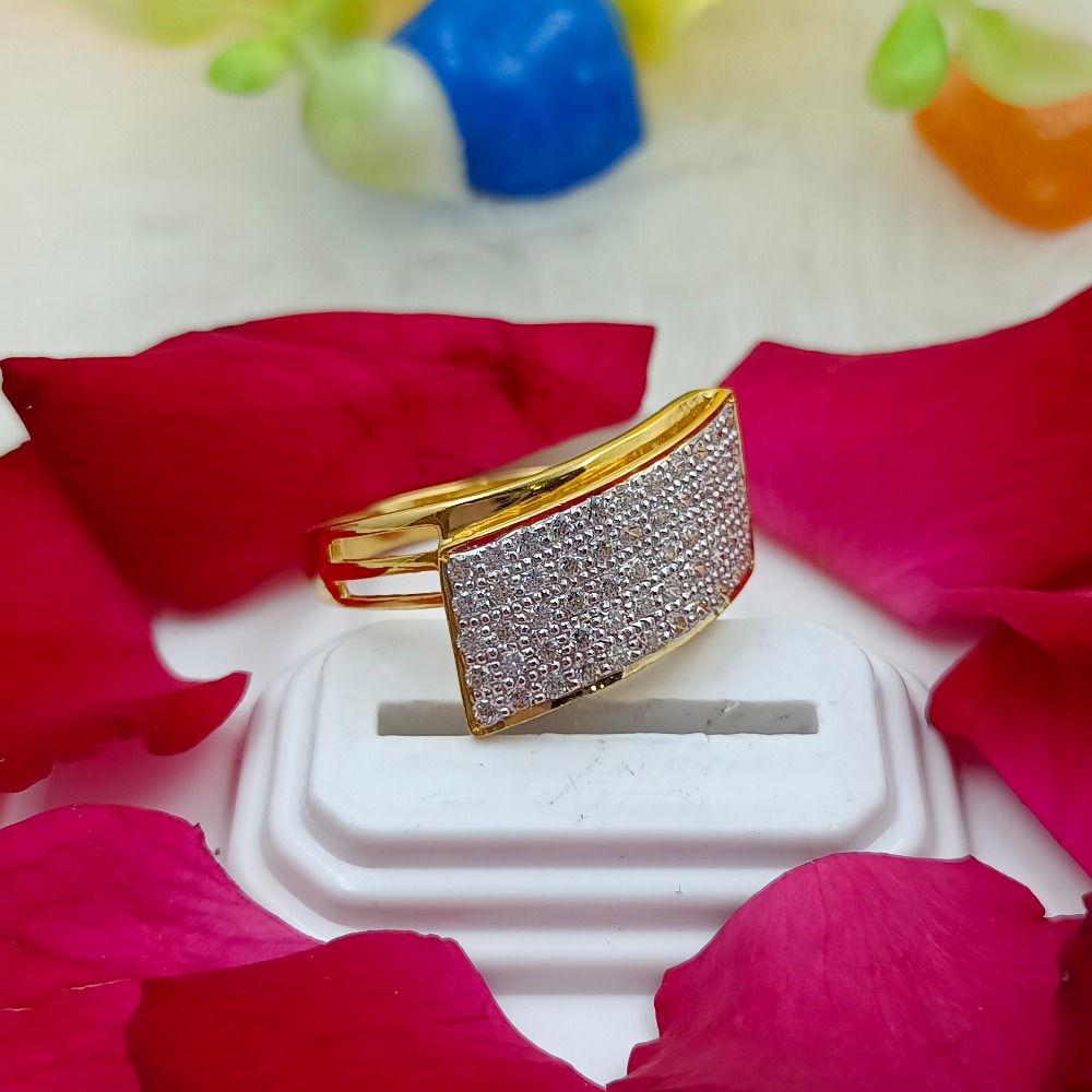 916 GOLD CZ  SQUARE GENTS RING