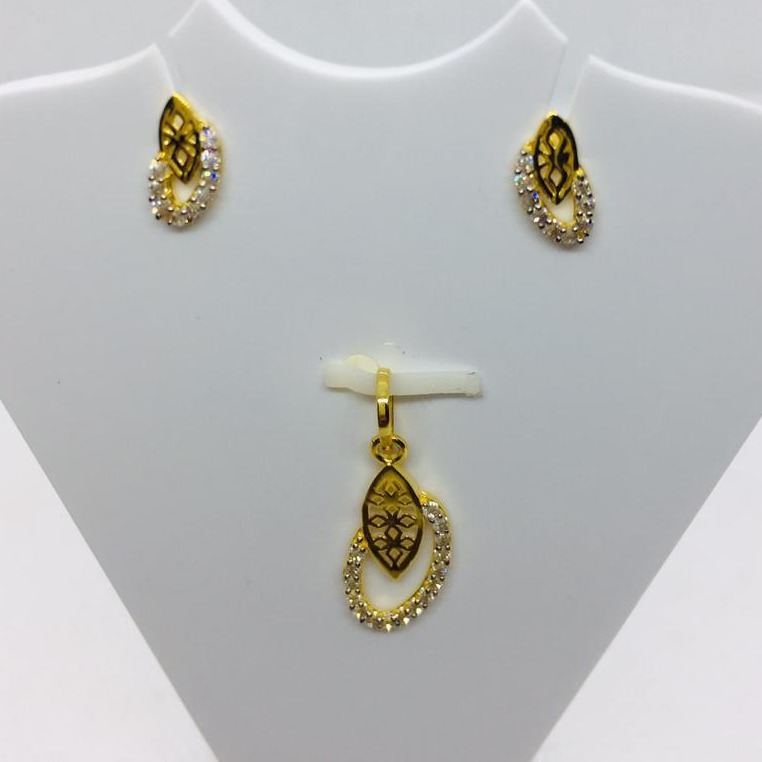 GOLD PENDENT TOPS