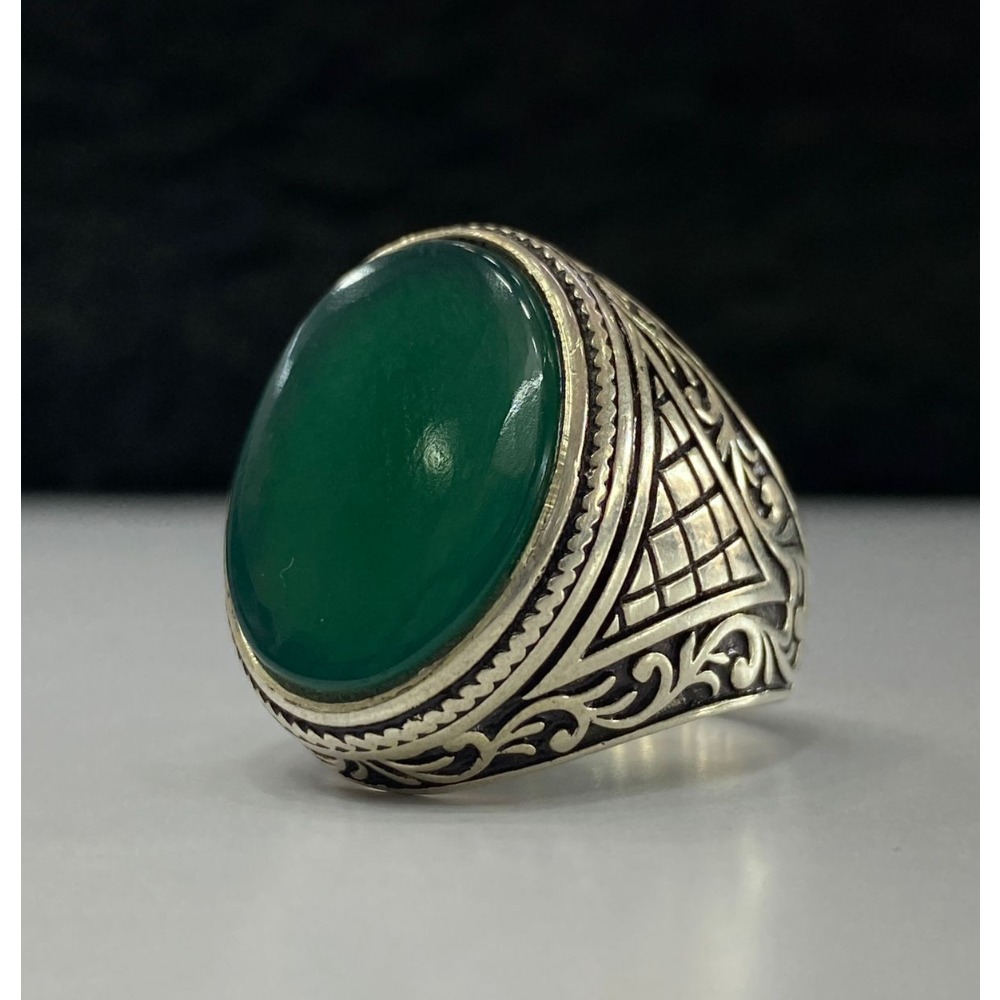 1940s, Chrysoprase Panel Ring, 14ct Yellow Gold – Antique Ring Boutique