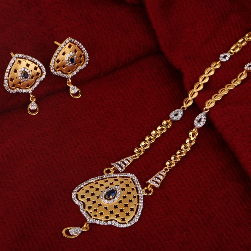 916 Gold Ladies Designer Chain Necklace Set CN277