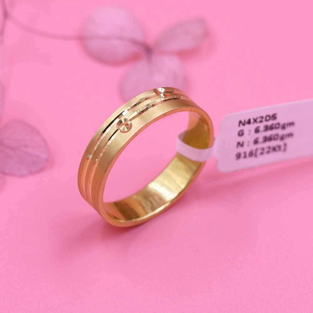 Glamorous Tiered Gold Ring For Men