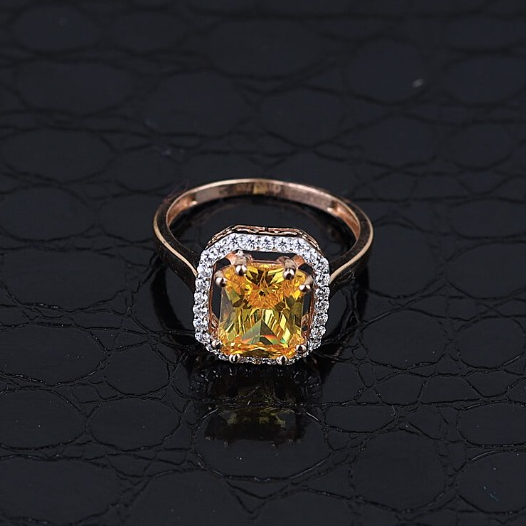 Yellow sapphire Solitaire with cz ladies ring