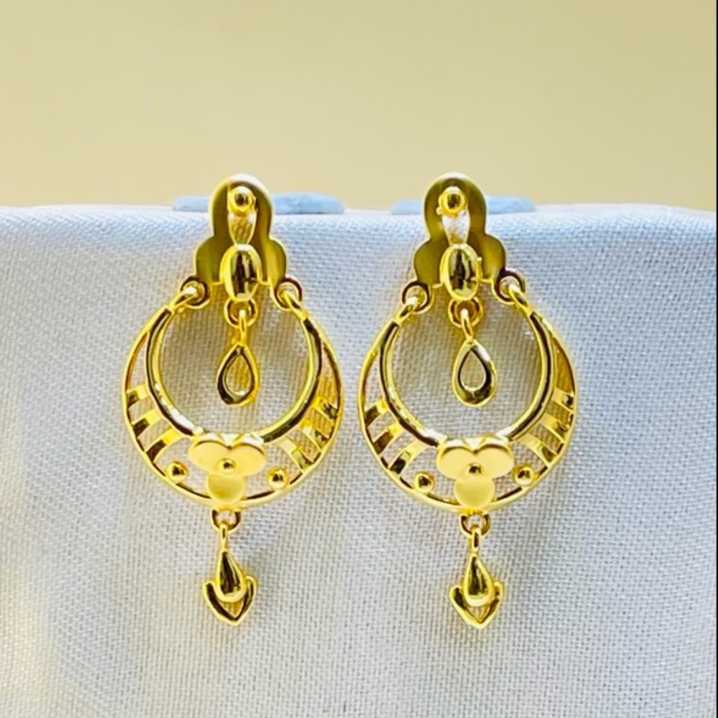 22k yellow gold traditional chandbali plain earrings
