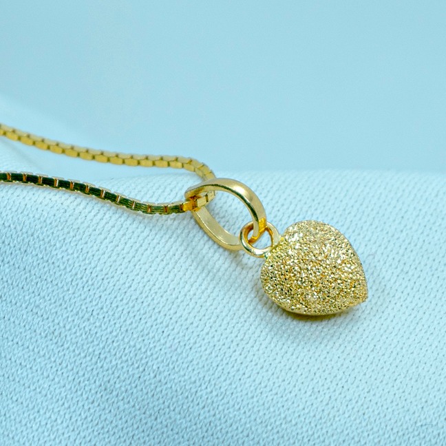 Gold Heart Design pendant Chain P-572