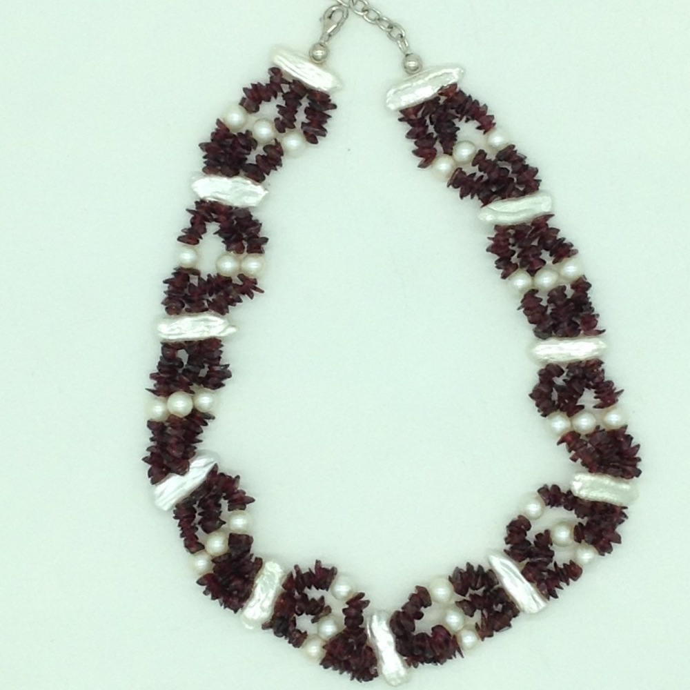Freshwater white baroqur pearls and garnets necklace jpm0453