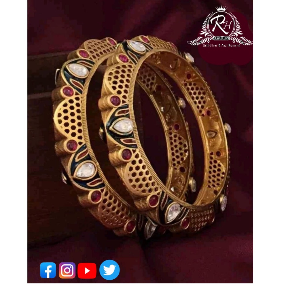 22 carat gold antique ladies bangles RH-LB393