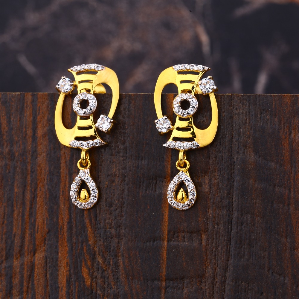 Ladies 22k Gold Fancy Designer Earring -LFE211
