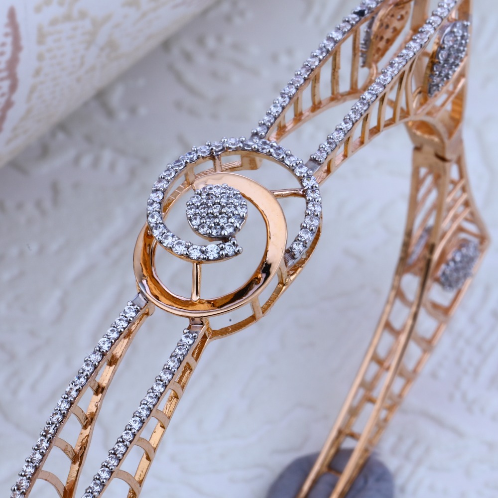 18kt Rose Gold stylish Women's Hallmark Kada RLKB75