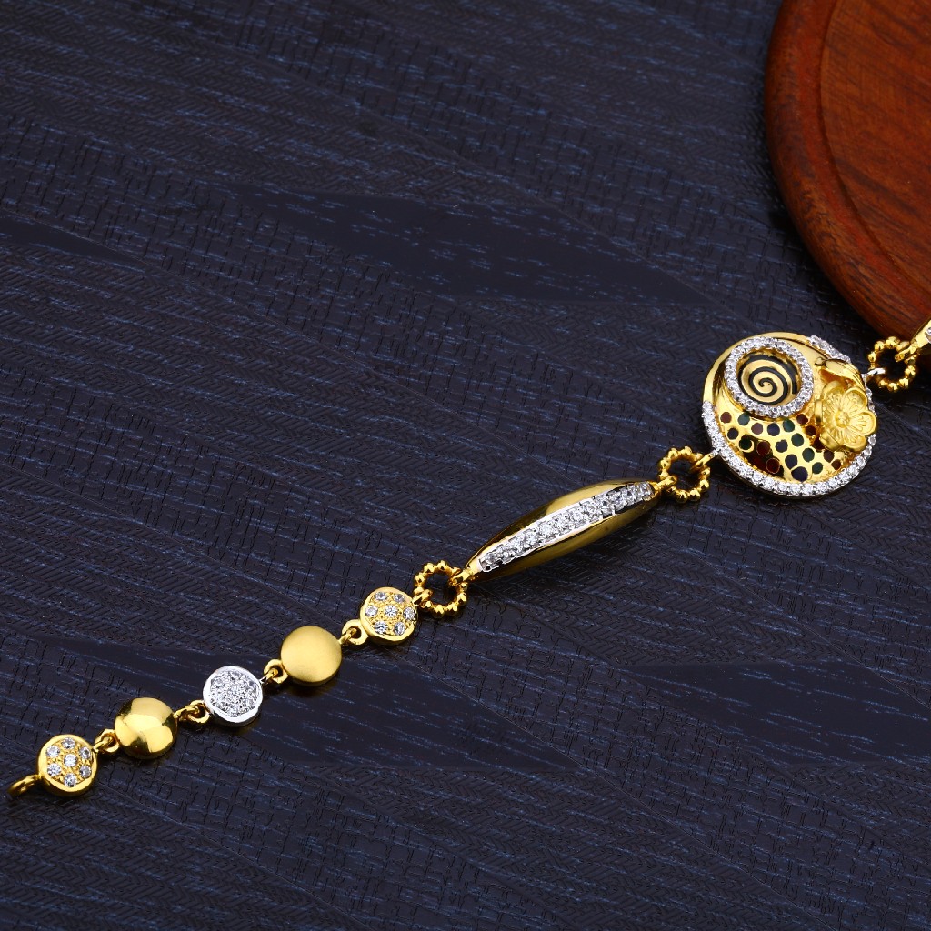 Ladies Fancy Gold Bracelet-LB152
