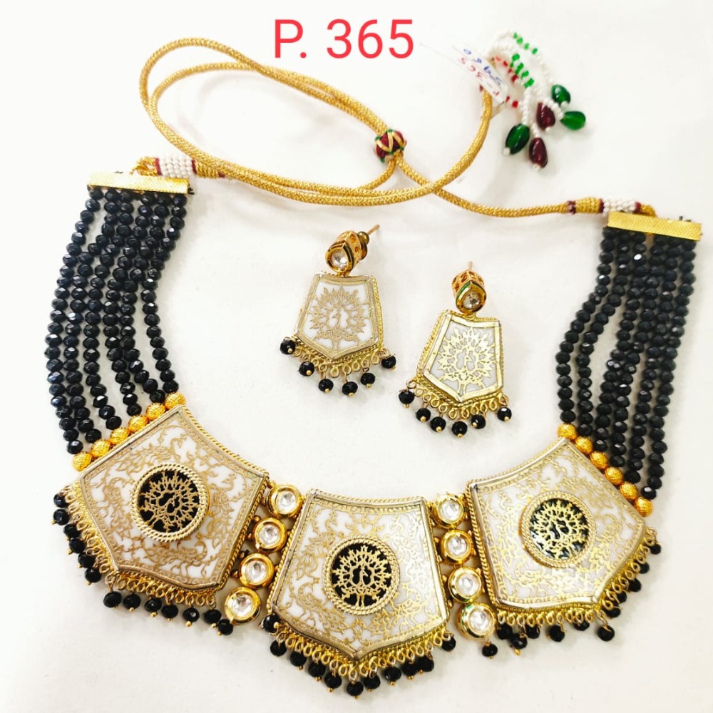 crystal moti set