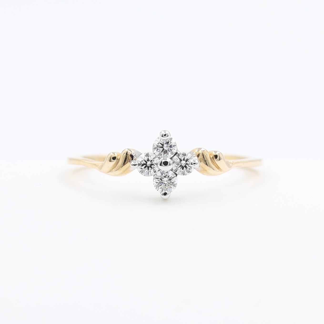 Four  Stone Floral Diamond Finger Ring