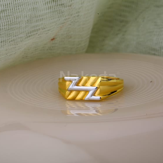 916 Gold CZ Mens Stylish Plain Ring MPR294