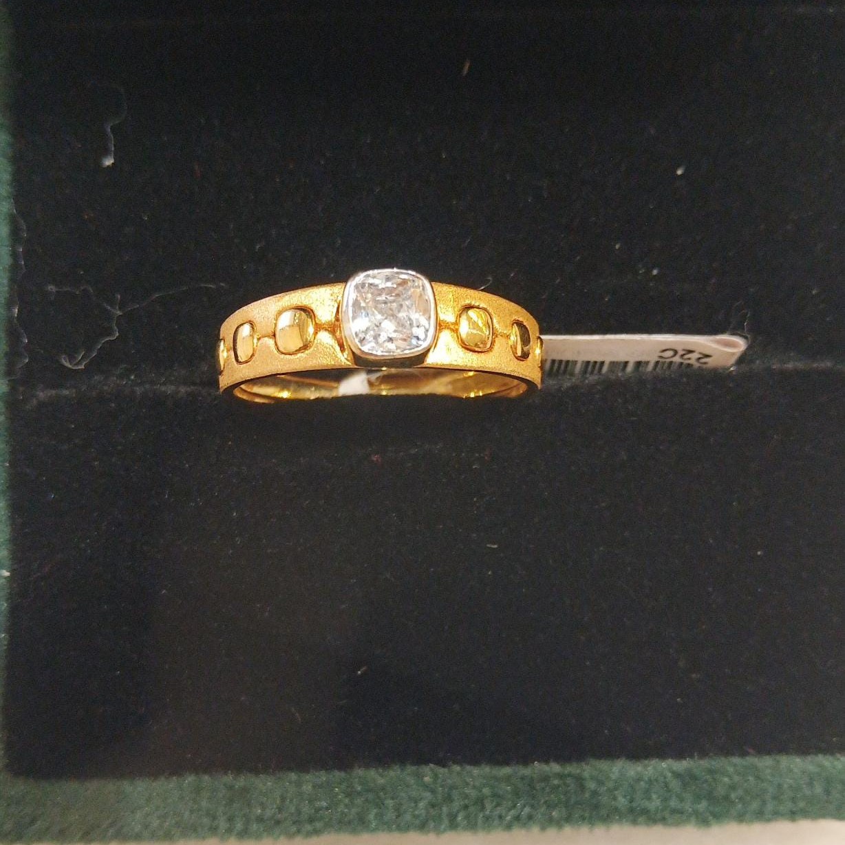 916 Gold Elegant Ring