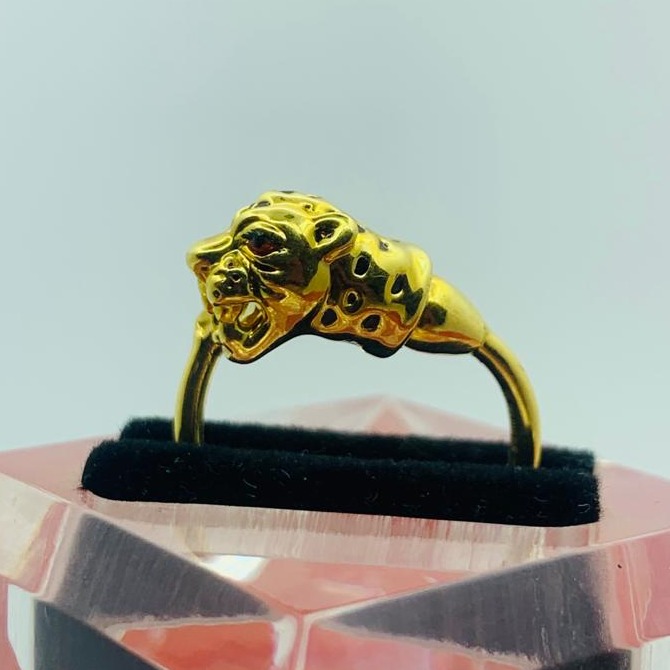 22ct gold ring lion shape