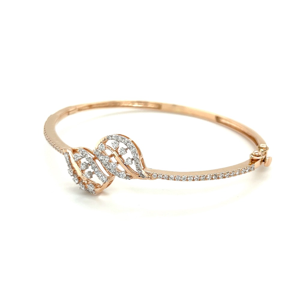 Dual petal delikat diamond bracelet in 14k rose gold