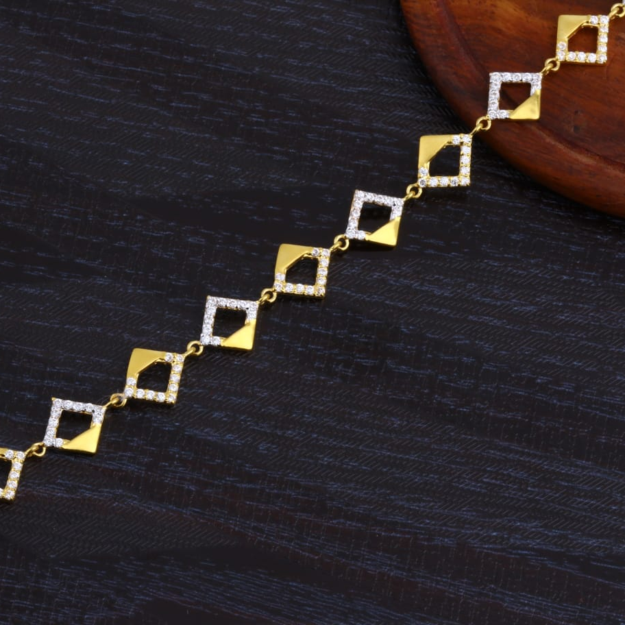 22KT Gold Ladies Designer Bracelet LB444