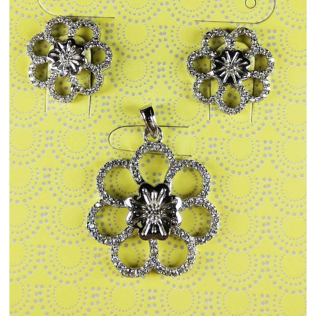 Light Weight 925 Silver Pendant Set With CZ Stone
