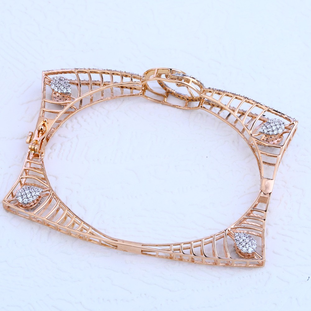 18kt Rose Gold stylish Women's Hallmark Kada RLKB75