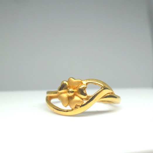 22KT / 916 Gold Plain dailyware Ring for Ladies LRG0453