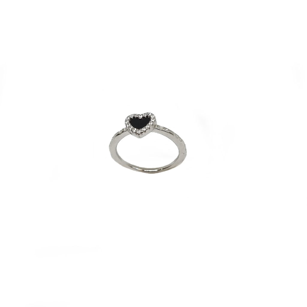 Black heart deals ring silver