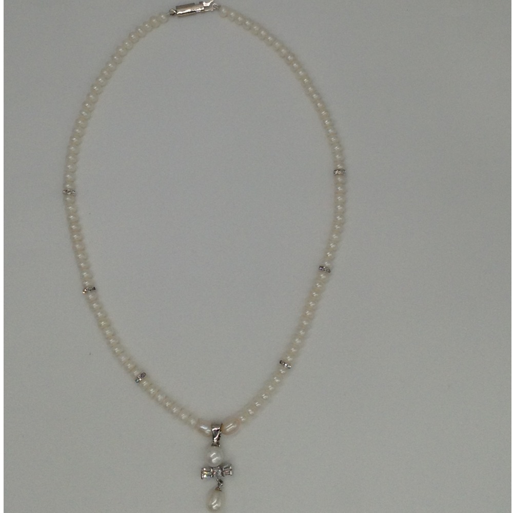 White cz and pearls pendent set with flat pearls mala jps0139