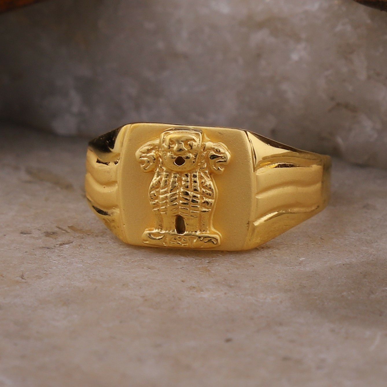 22ct 916 Gents Plain Rings