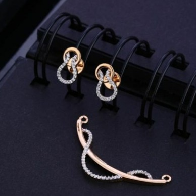 18 carat  rose gold antique ladies pendants set RH-PS453