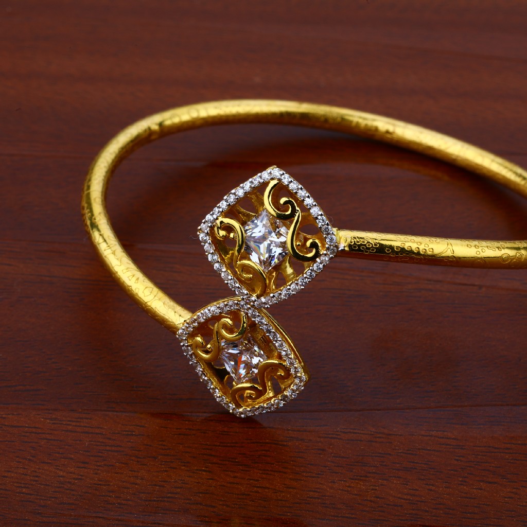 18K Gold Ladies Bracelet-LKB22