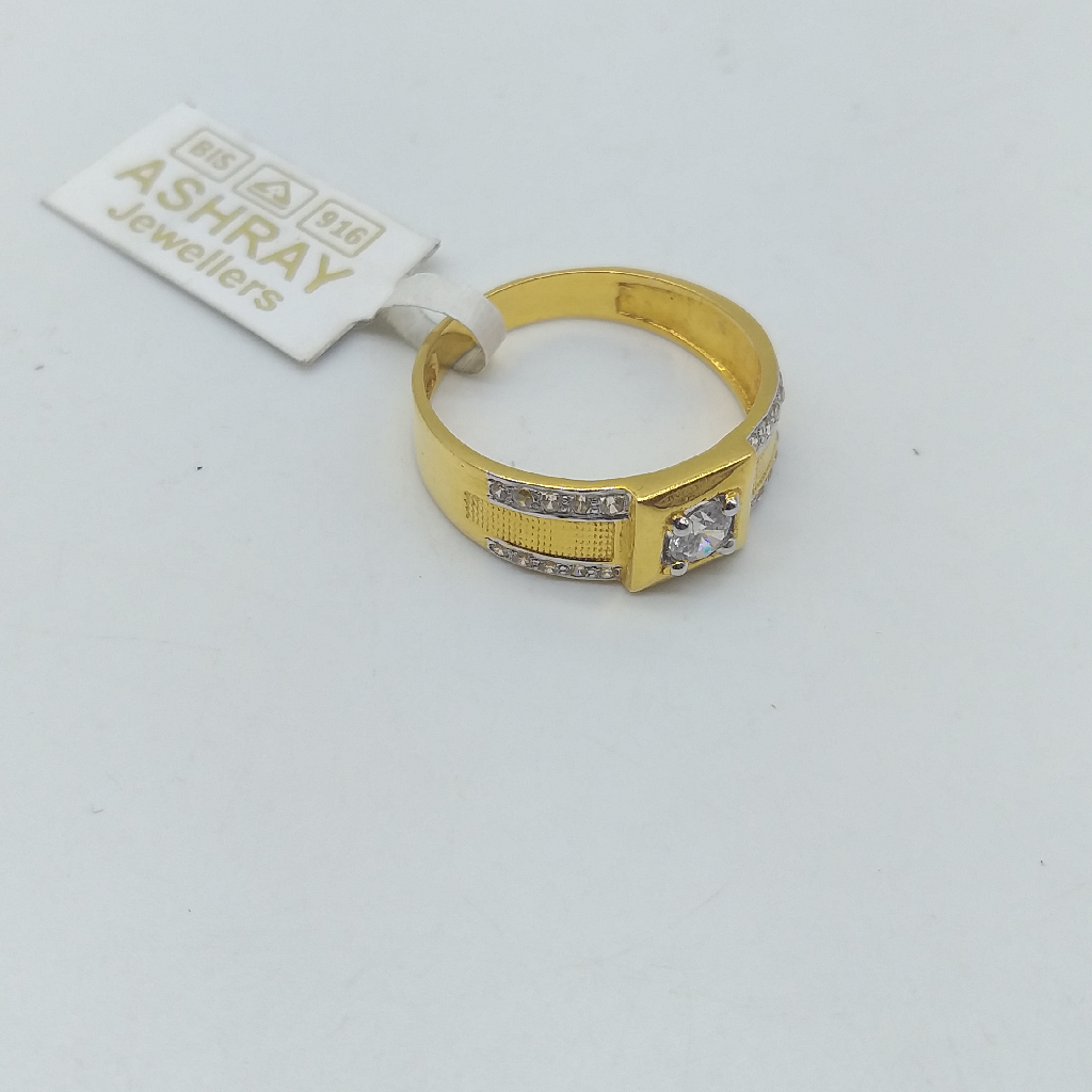 Gold Diamond Gents Ring