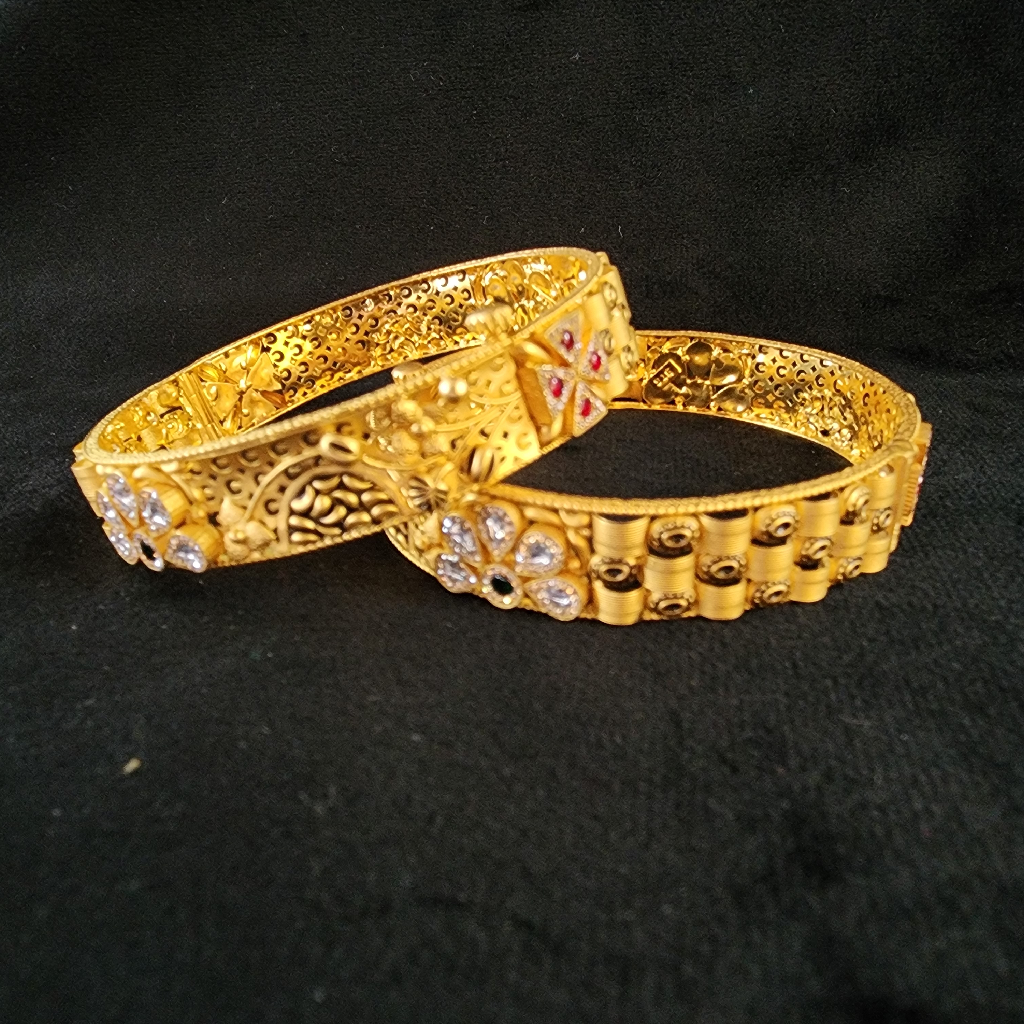 916 Gold Antique Swory Jadtar Bangle