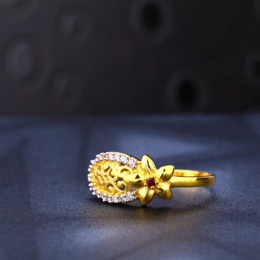 22KT Gold Designer Ladies Ring LR948