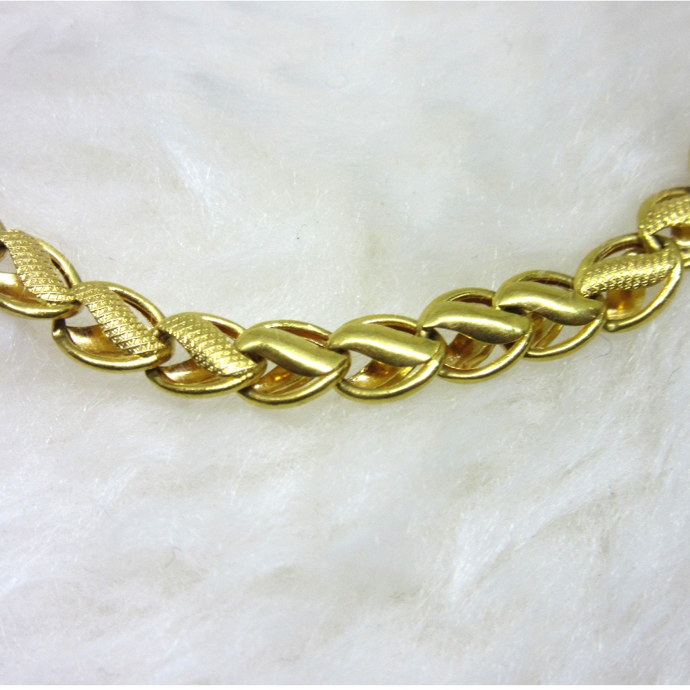 Gold Lotus Design Chain