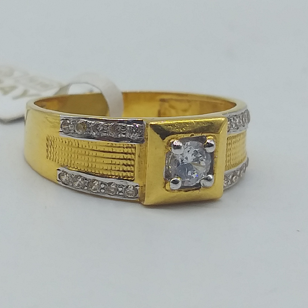 Gold Gents Diamond Ring