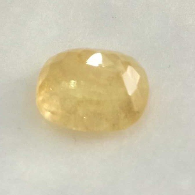 6.88ct cushion yellow yellow-sapphire-pukhraj