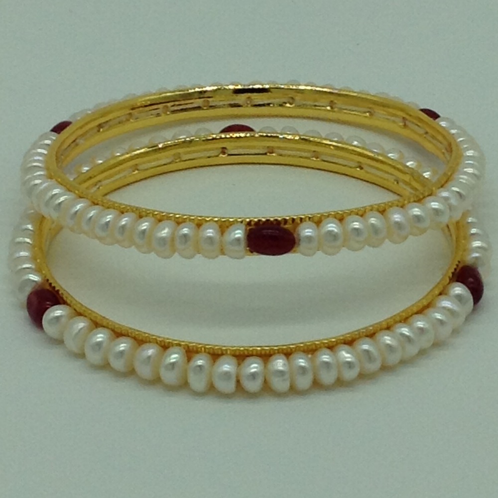 White Flat Pearls And Red Semi Bangles JBG0086