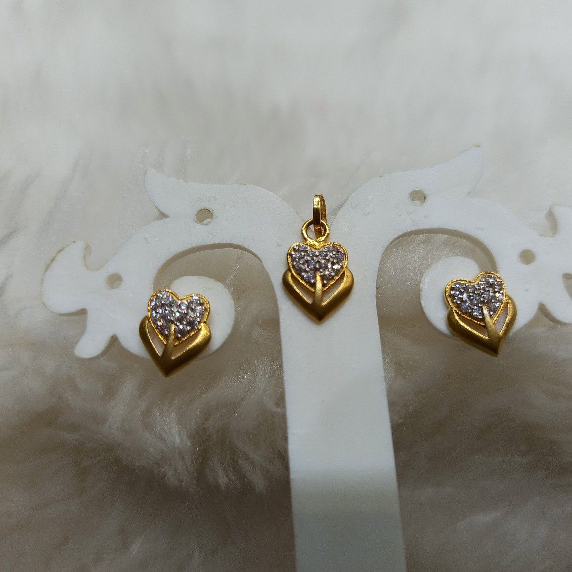 Gold Double Heart Pendant Set
