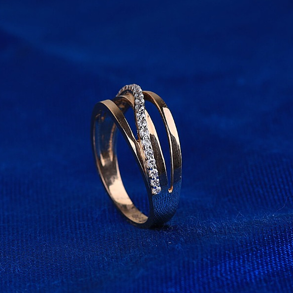 18k Gold Cz Ring For ladies