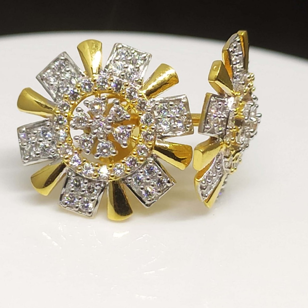 916 gold elegant  design earring 
