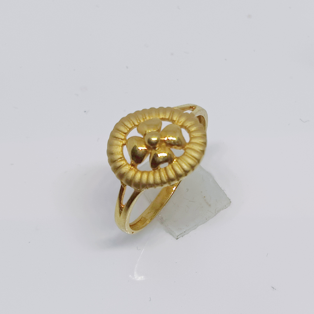 22k gold plain flower design ladies ring