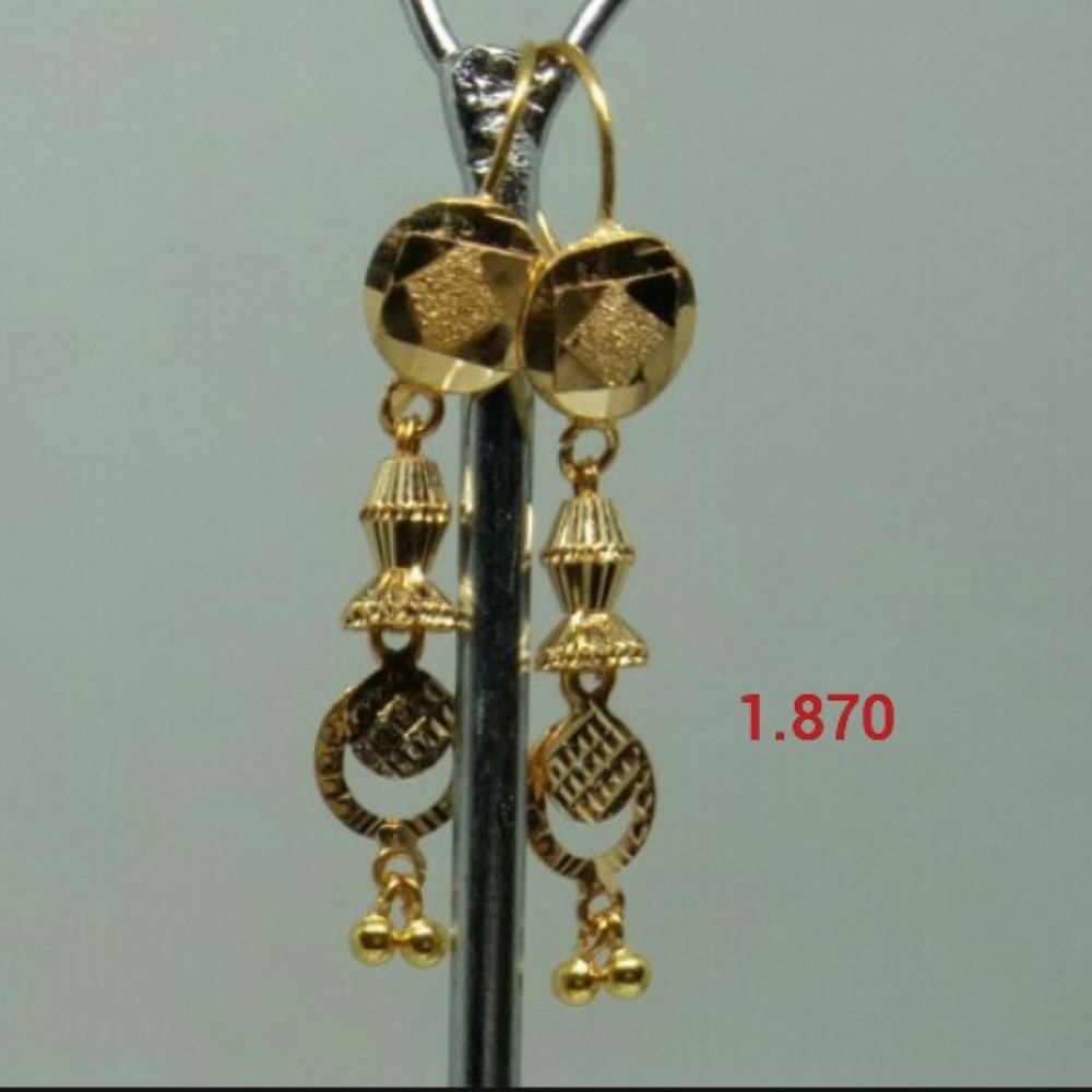 18K Gold Regal Design Earrings