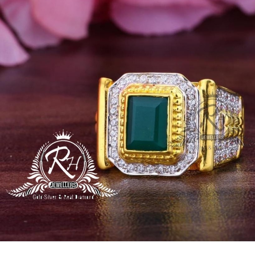 22 carat gold green dimond gents rings RH-GR836
