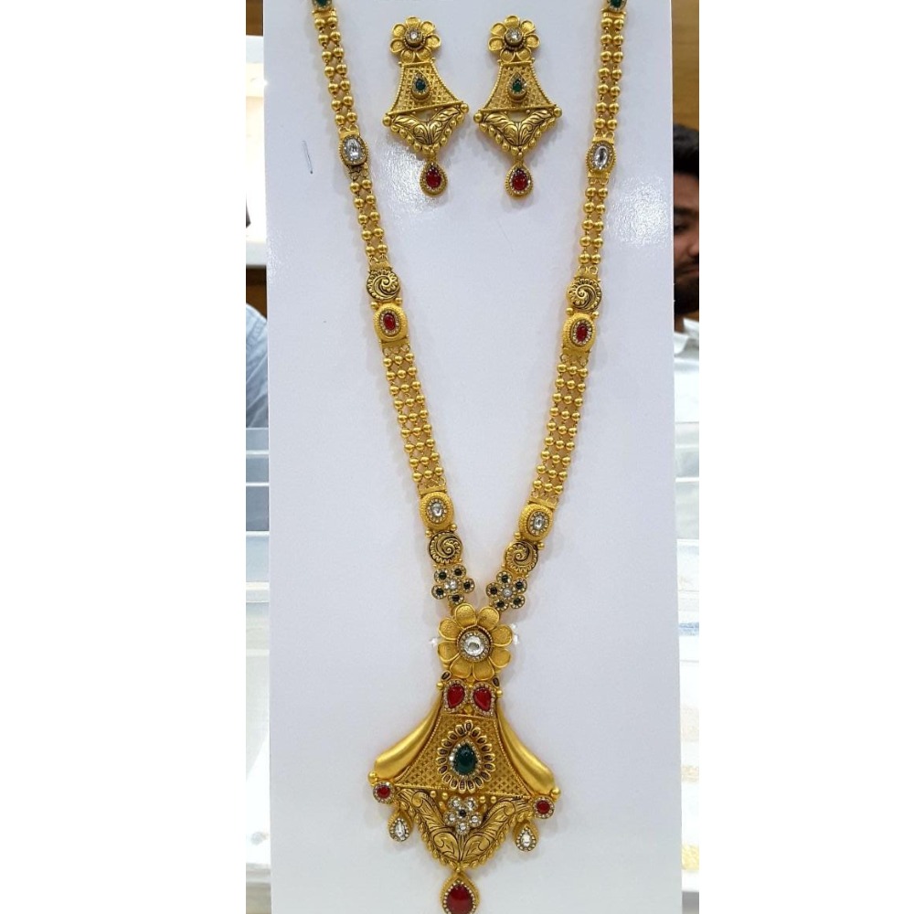 916 Gold Green Stone with Red Hanging Necklace Set