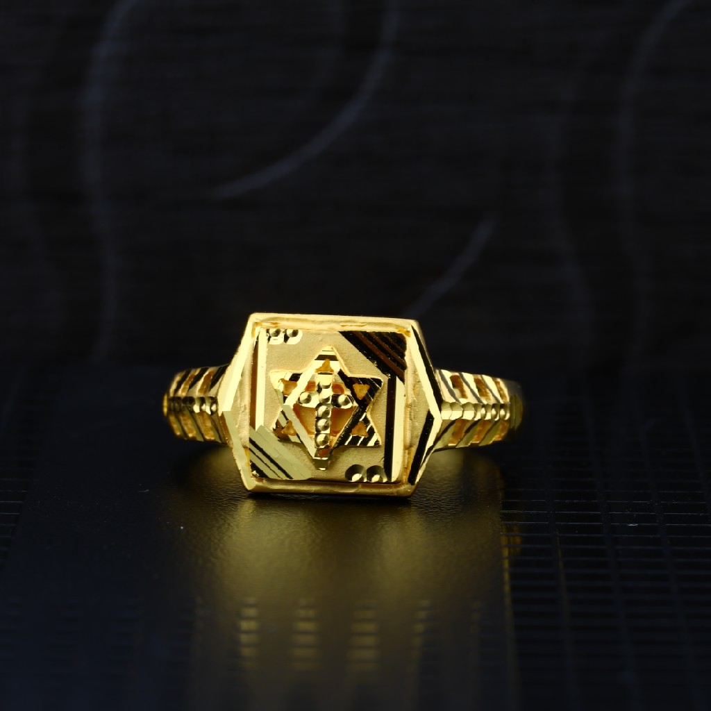 Buy quality Men's Exclusive 22K Plain Casting Gold Ring- MPR52 in Ahmedabad