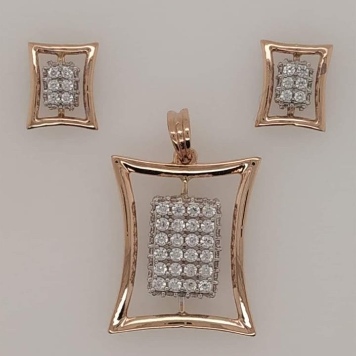 18KT/750 FANCY ROSY PENDANT SET GPBS-0012