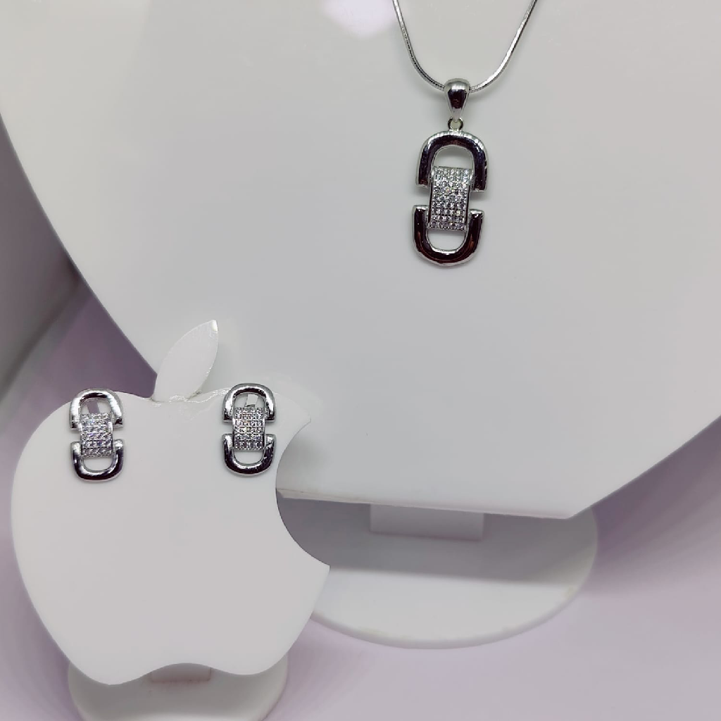92.5 Sterling Silver Exclusive Pendent Set